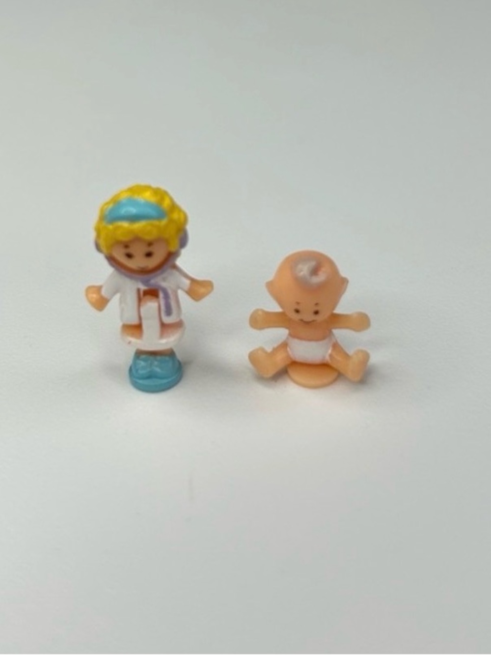 Vintage Polly Pocket 1992 Polly in the Nursery Polly & Baby Figures/dolls